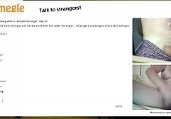 A garota funciona novos videos de putaria muito bem