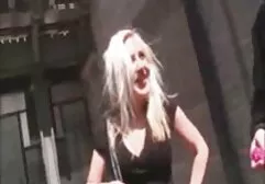 Quatro putaria e sexo no baile funk ninfas trocam seus buracos