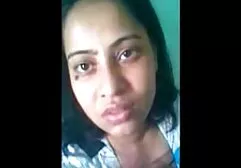 Sucção durante o gostosa na sacanagem almoço