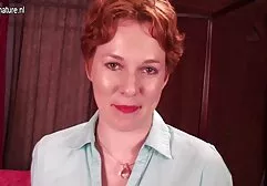 Babe Se masturbando prostitutas a foder na natureza